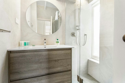 Shower, basin and storage - tick!