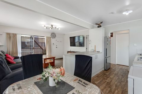 The dining table is great for eating, playing games or doing a jigsaw.