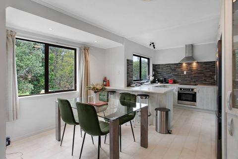 The dining table is great for eating, playing games or doing a jigsaw puzzle.