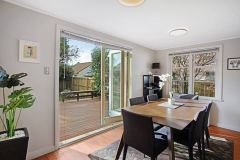 The dining table is great for eating together, playing games or doing a jigsaw puzzle.