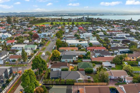 The house is located on Point Chevalier which is close to the harbour.