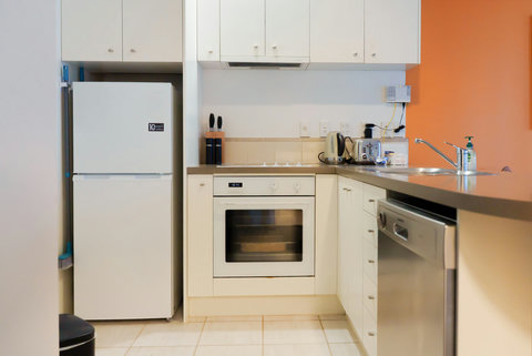 The kitchen has a fridge/freezer, oven, cooktop, microwave and dishwasher if you wish to cook up some meals.