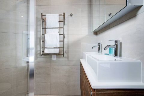 The vanity unit has space for your personal belongings in the drawers.