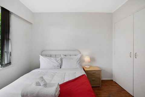 The double wardrobe gives options to store your luggage out of sight if you prefer a tidy space.