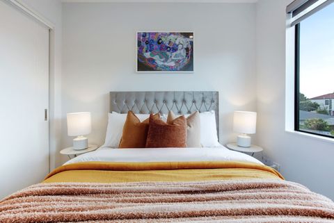 There is plenty of storage for your personal belongings in the double wardrobe.