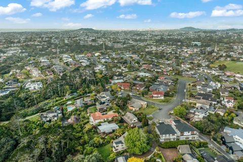 View of the house looking towards Lynfield.