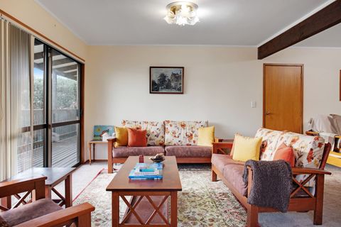 Open the ranch slider and enjoy indoor/outdoor flow onto the deck.