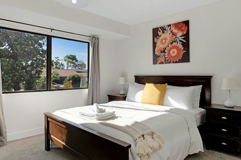 The neutral colour scheme provides a restful palette.