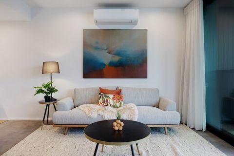 There is an air-conditioning unit that keeps you cool in Summer and warm in Winter.