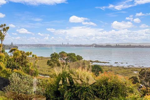 With the view everchanging, you won't get tired of watching the ebbs and flows of the tides.