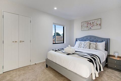 The Queen bedroom has a double wardrobe, so there is space for your luggage.