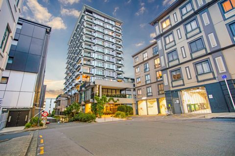 View of the apartment building.