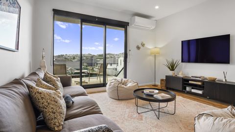 There is air-conditioning in the living room that will keep you warm in winter and cool in summer.