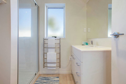 Step out of the shower and enjoy warm comfy towels from the heated towel rail.