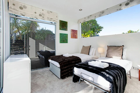 You can open the ranch sliders on the ground floor to connect to the outside space.