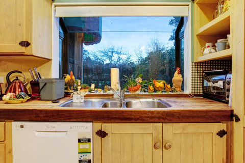 Enjoy looking out the widows whilst you are cleaning up after dinner prep.