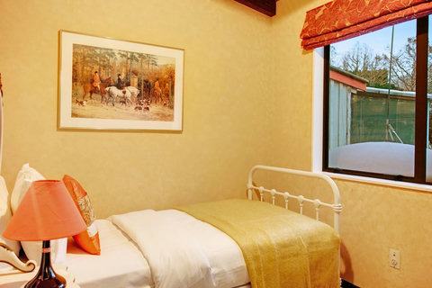 This single bedroom is located on the ground floor close to the conservatory.