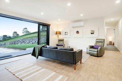 Open the ranch slider to enjoy the indoor/outdoor flow onto the deck area.