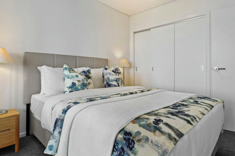 There is plenty of storage for your personal belongings in the large wardrobe.