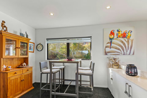 The dining table is a great place to eat together, play games or do a jigsaw puzzle.