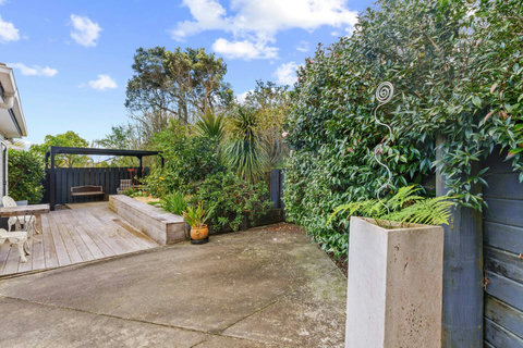 The balcony area is shared with the other people, but there is two areas that can be shared.