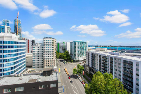 View down Beach Road, towards the City.