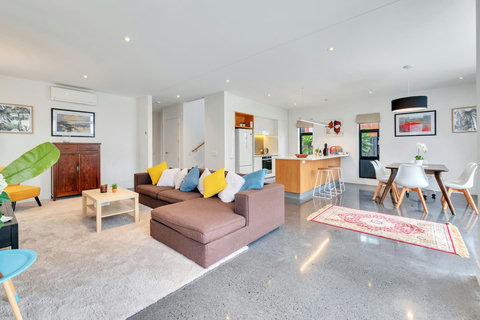 There is air-conditioning in the downstairs area that will keep it cool in summer or warm in winter.