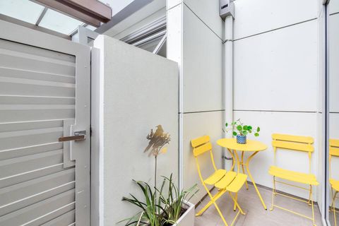 The entry gate gives you privacy and security.