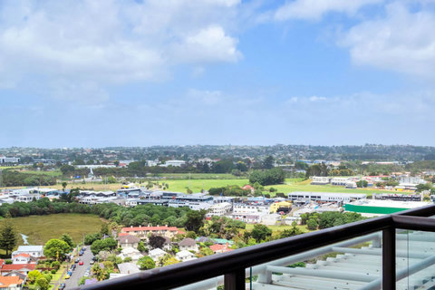 View from the balcony looking over Takapuna.