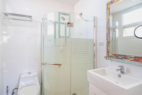 Second bathroom.