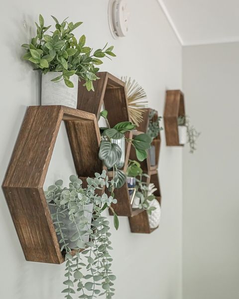 Your home away from home private, cozy modern suite in Hope BC