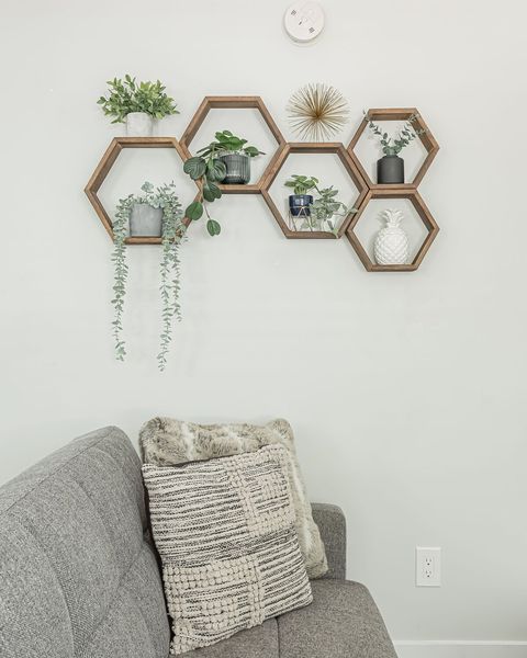 Your home away from home private, cozy modern suite in Hope BC