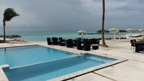 Club House Pool