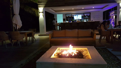 Beach Club Bar