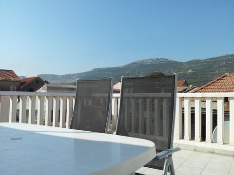 Roof Terrace - Mountain view