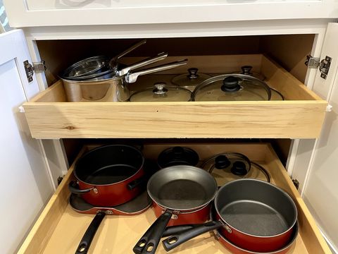 Fully stocked with pots, pans, dutch oven, baking sheets, casserole dishes, etc.