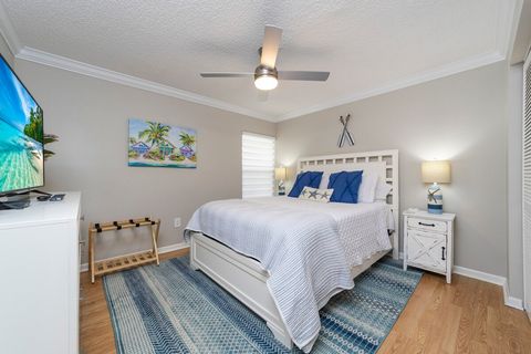 Queen size bed, dresser, large closet with shelves, luggage rack, large screen TV and extra blankets and pillows for your family or guests.