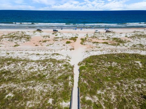 Short walk to the beach to spend your day.