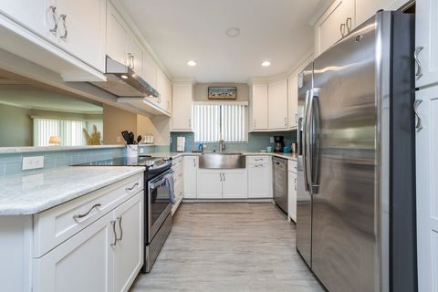 Newly remodeled roomy kitchen to make your favorite meals 