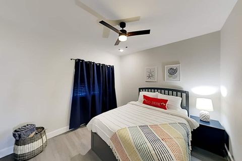 Queen bedroom with pull out XL twin trundle