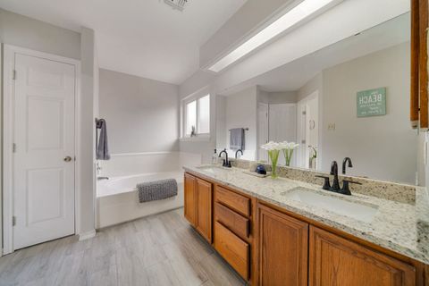 Ensuite bathroom with plenty of space! It has a tub and a separate shower.