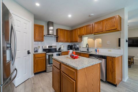 While the cooks cook, relax in the dining or living spaces.