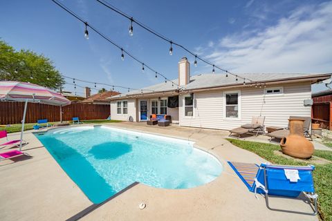 Pool prior to fence installation.  Pool is NOT heated.