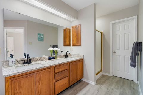 Dual sinks, tons of counter space available in the ensuite bathroom!