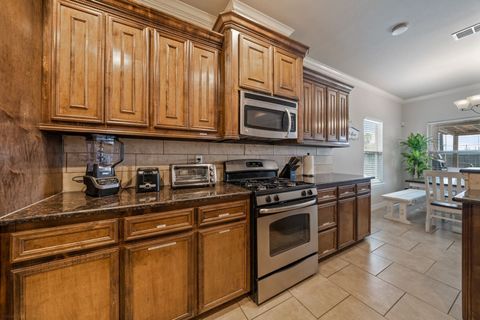 You'll love cooking up meals in this kitchen! We provide the basics as well as some extras to help you feel right at home.