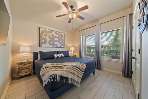 Wind down after a long day of adventuring around the Beach and climb into one of the comfy king guest bedrooms.