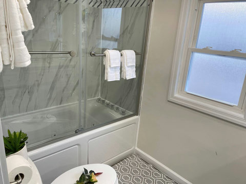 Bathroom with bathtub