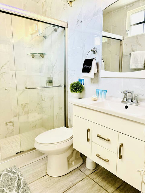 First Floor Master Bedroom Bathroom