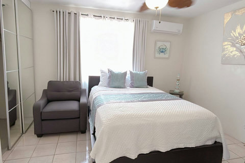 Second Floor Bedroom 10 Queen Bed