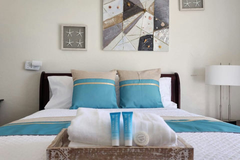 Second Floor Bedroom 9 Queen Bed